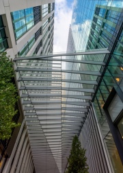 Lookup photo with a skyyscraper in London city.