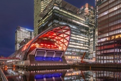 11.06.2019. London, Canary wharf., UK, Crossrail place in canary wharf.. There is an  amazing rooftop garden and pubs, restaurants where the people have fun  after work.