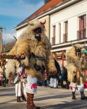 Mohacs-Busojaras-kezi-25