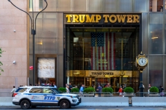 09.19.23. New York city, USA. Police officers gurad The Trump tower in Manhattan.