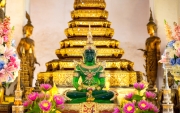 Emerald-Buddha-in-Bangkok